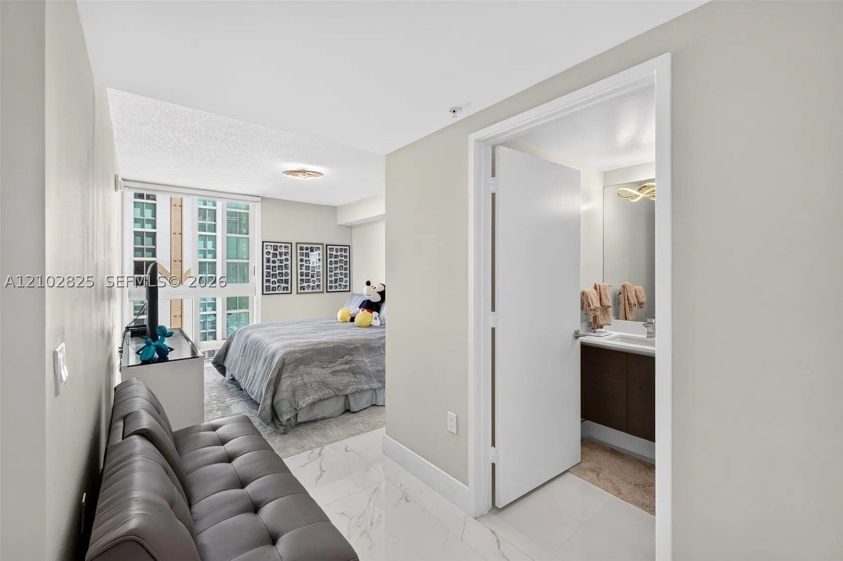 330 Sunny Isles Blvd #5-807