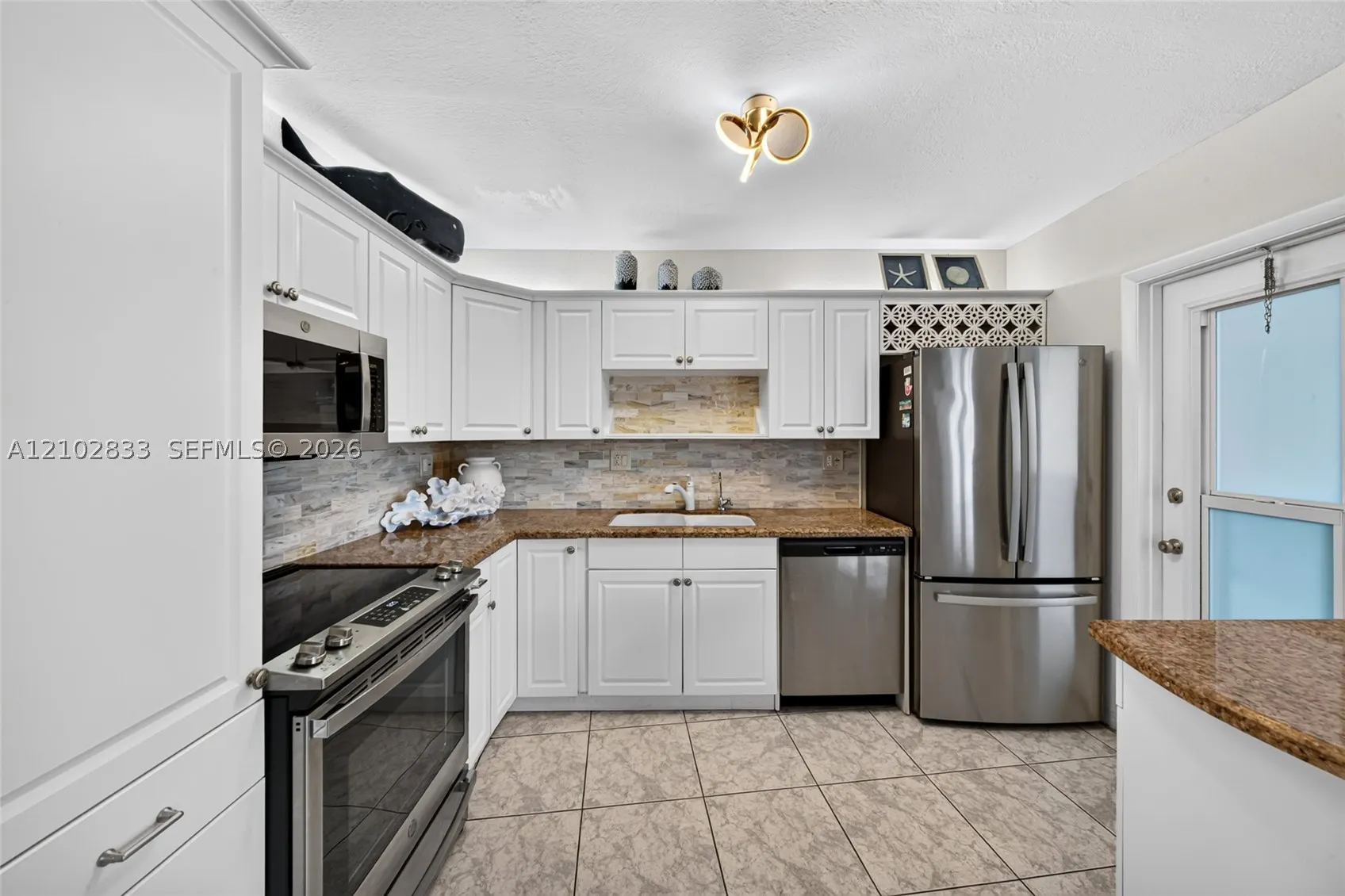 3127 S Ocean Dr #121