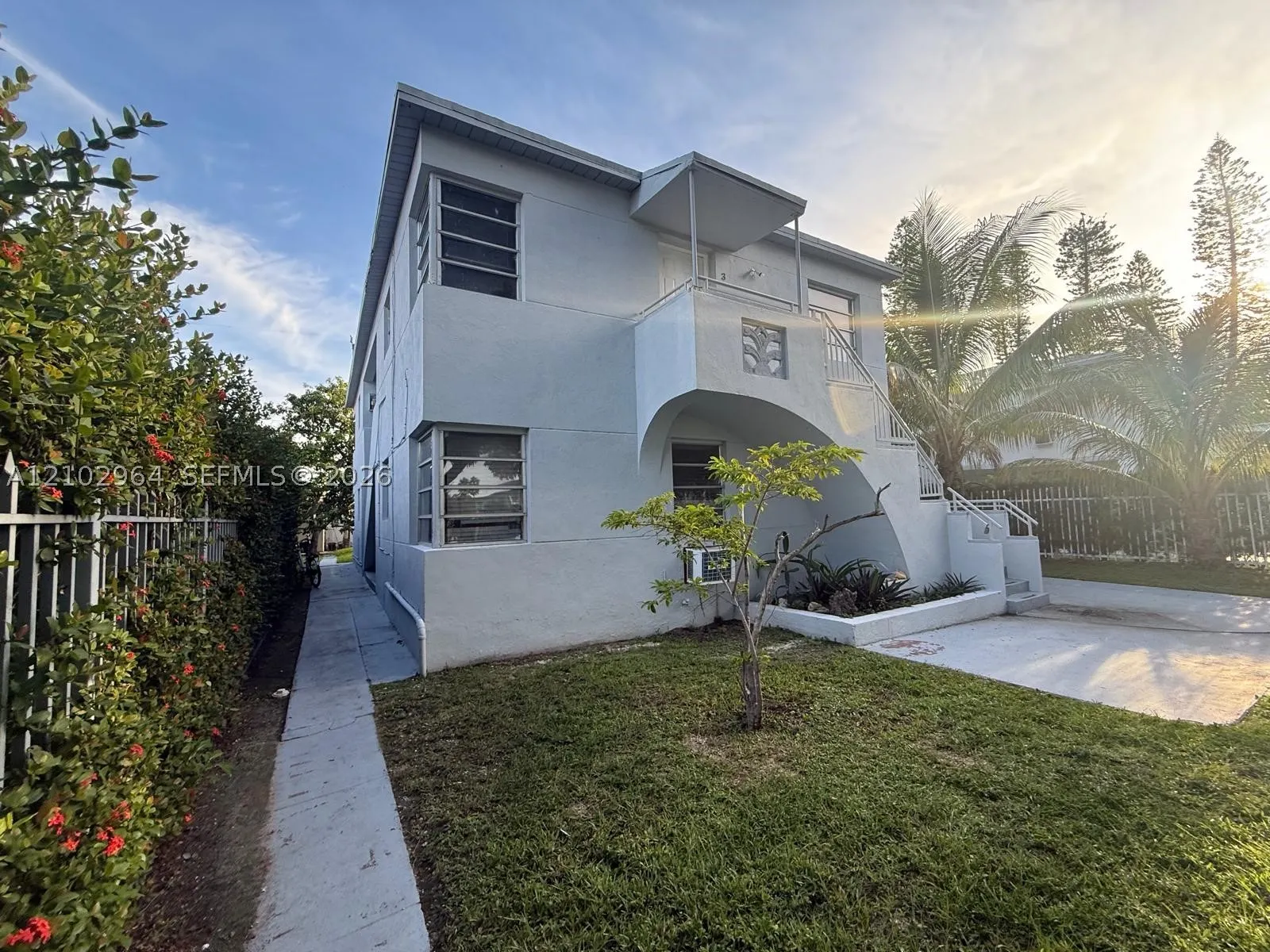 1730 Marseille Dr