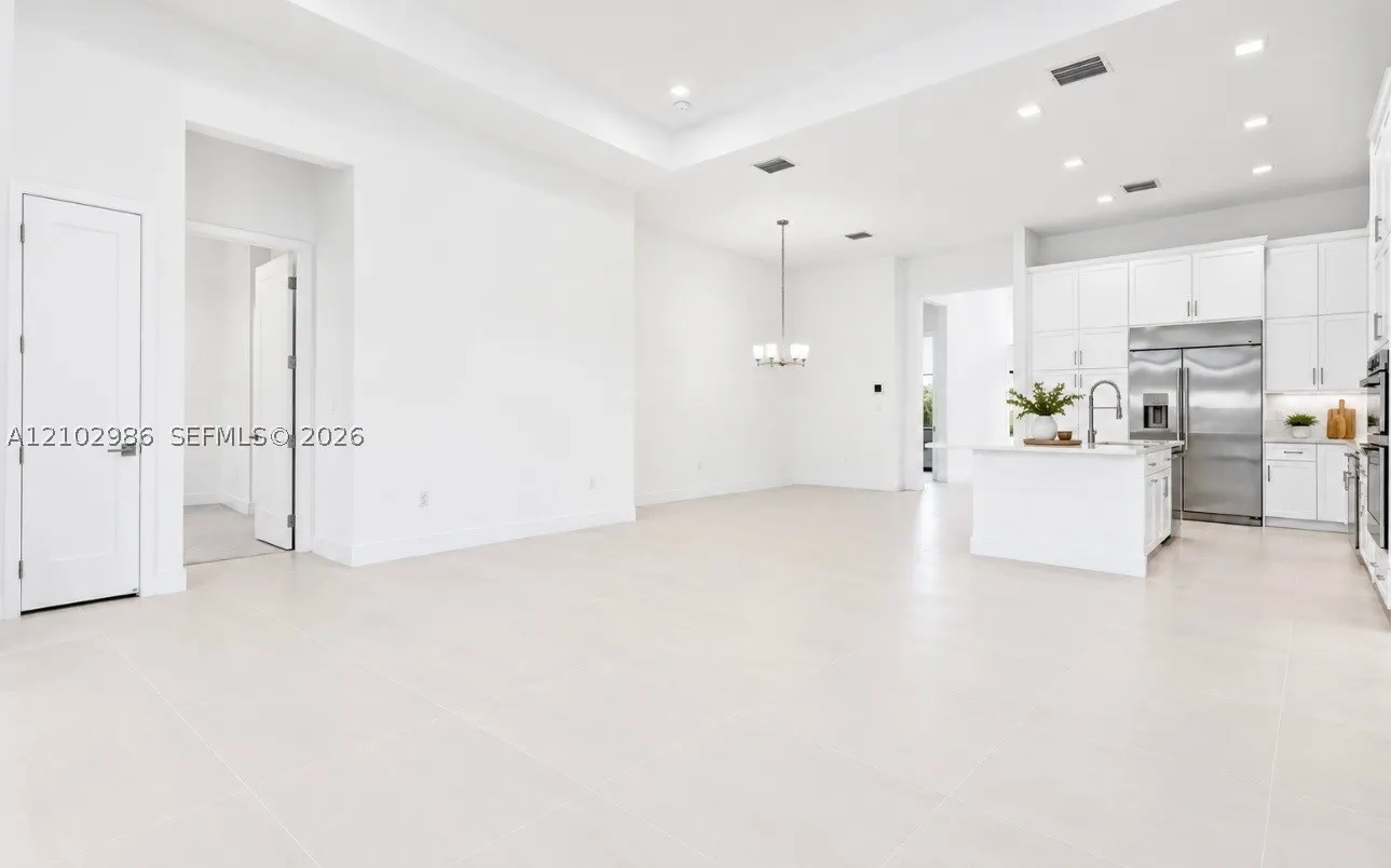 9257 Sunflower Meadow Rd