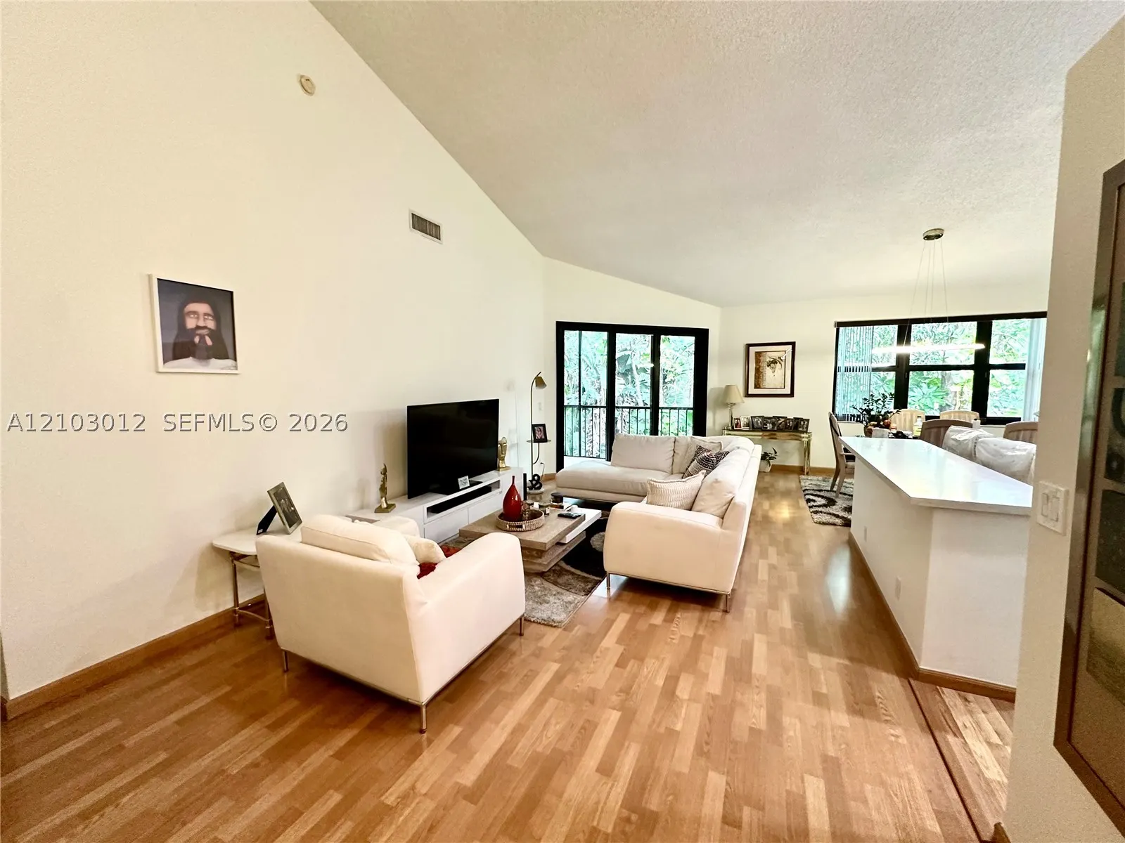 5790 Coach House Cir #E
