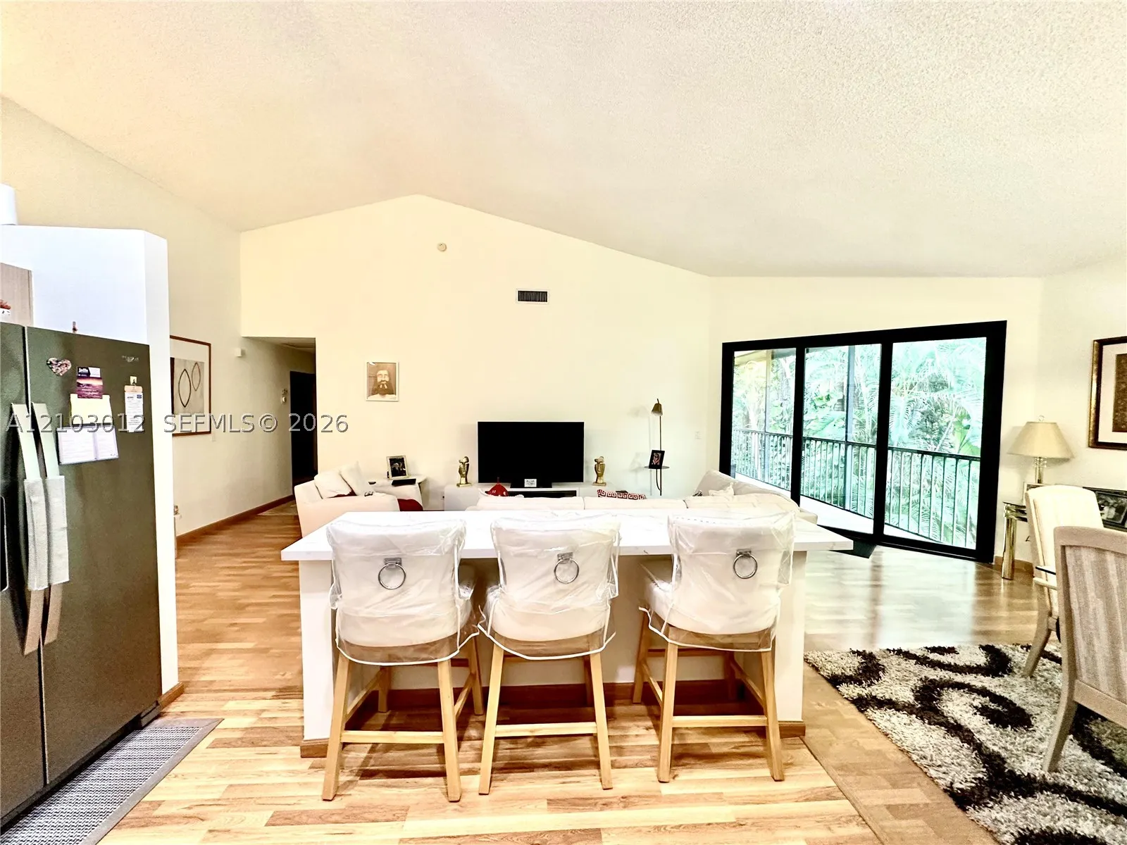 5790 Coach House Cir #E