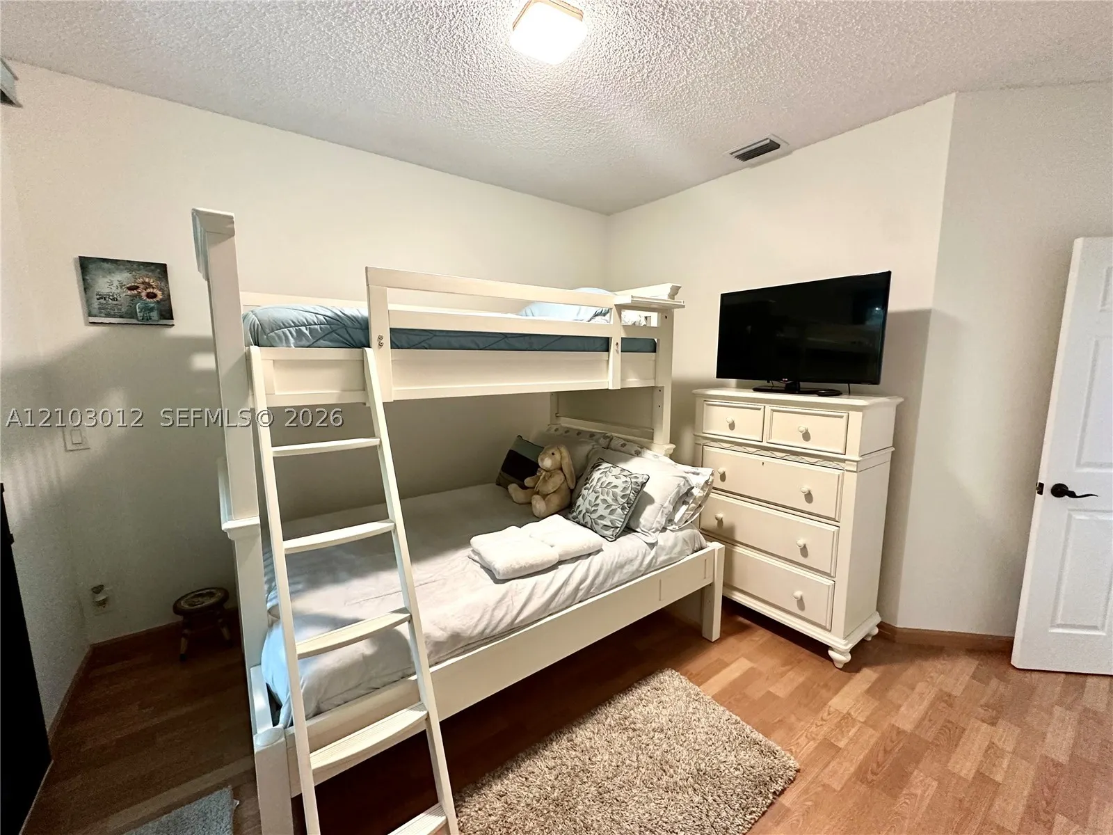 5790 Coach House Cir #E
