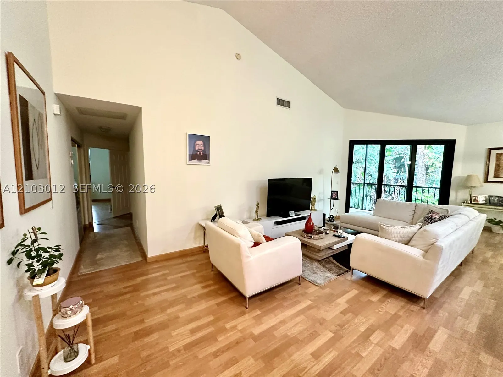 5790 Coach House Cir #E