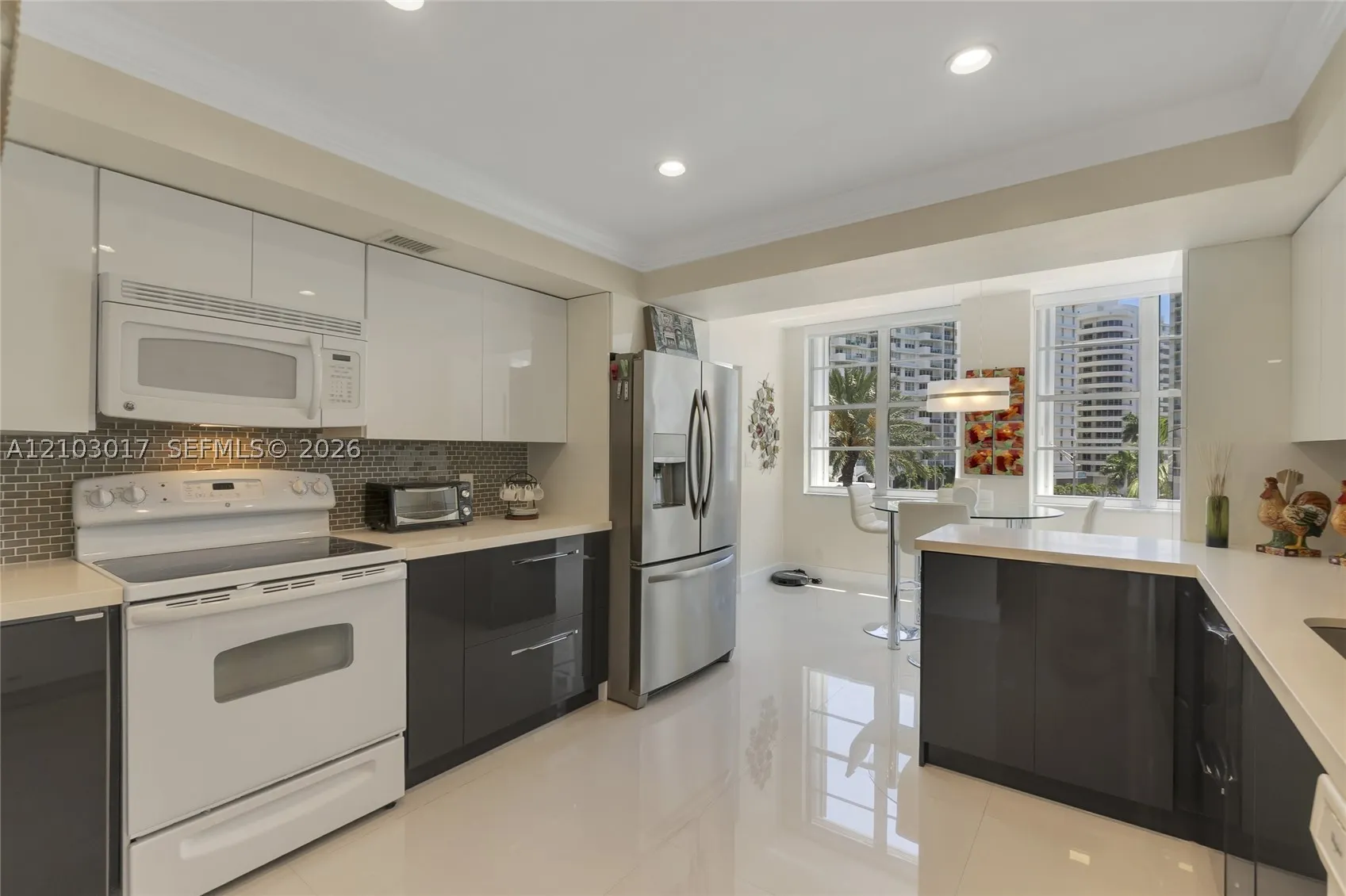 5660 Collins Ave #4B