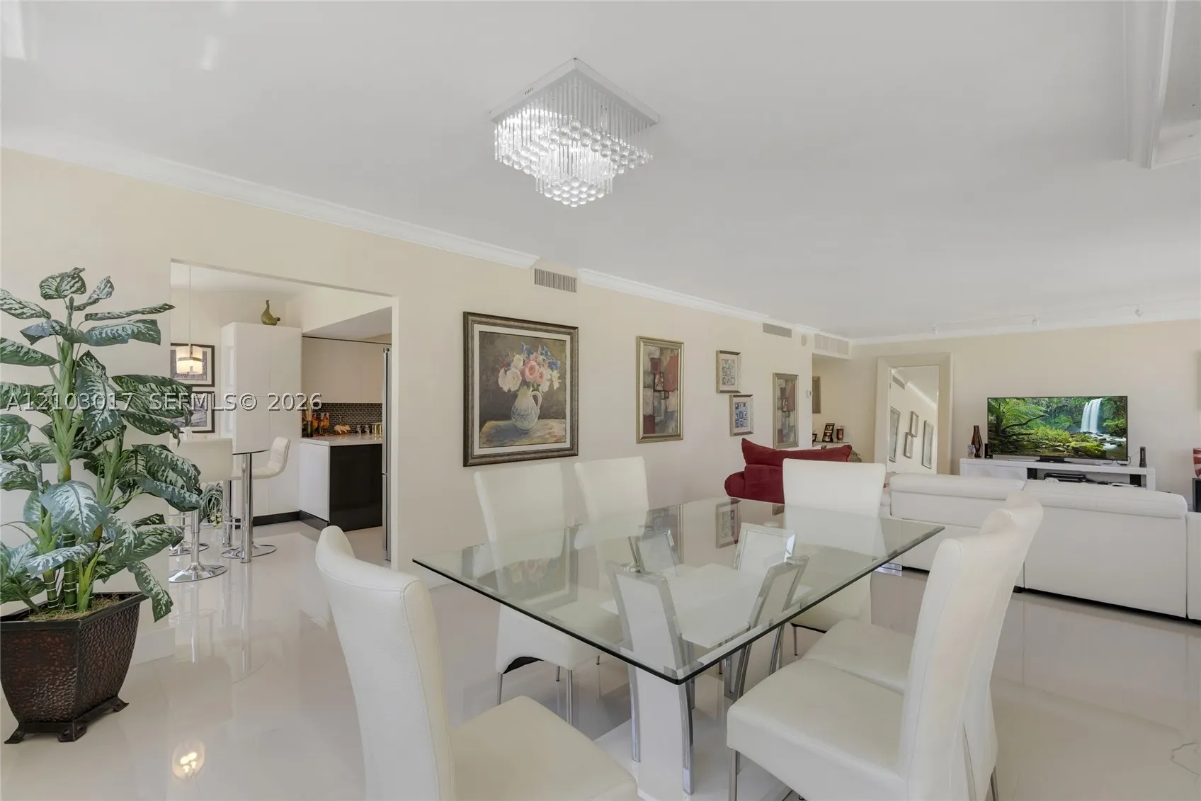 5660 Collins Ave #4B