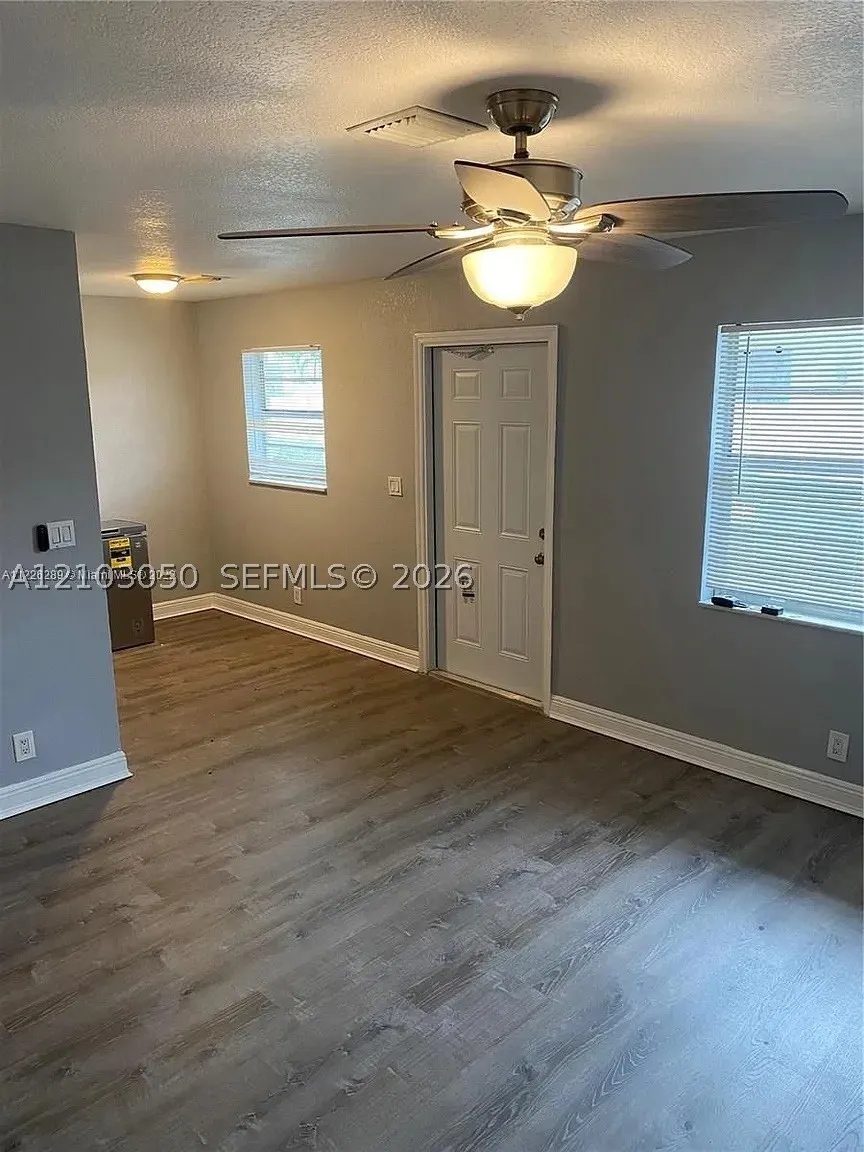 240 SE 9th Ave
