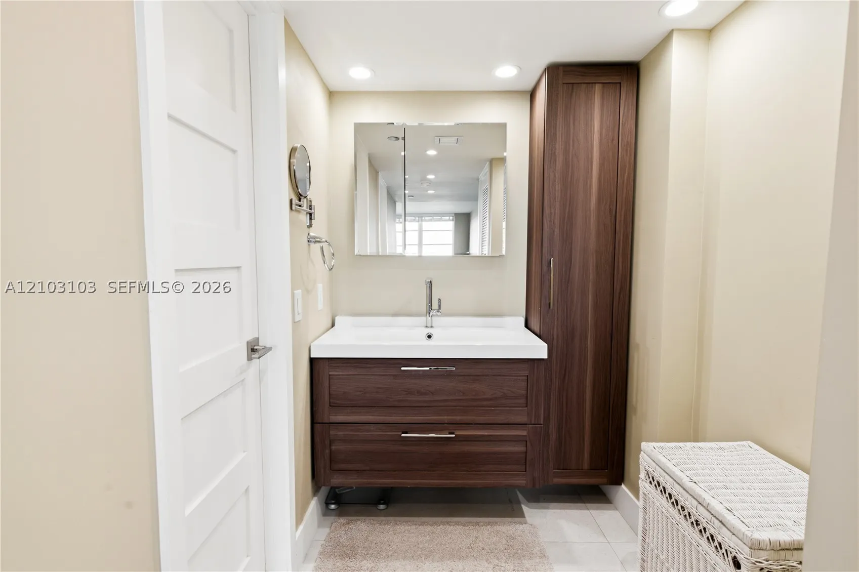 3507 Oaks Way #802