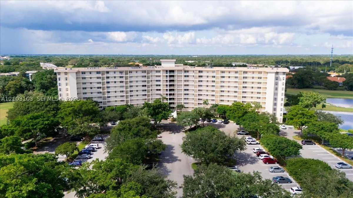 3507 Oaks Way #802