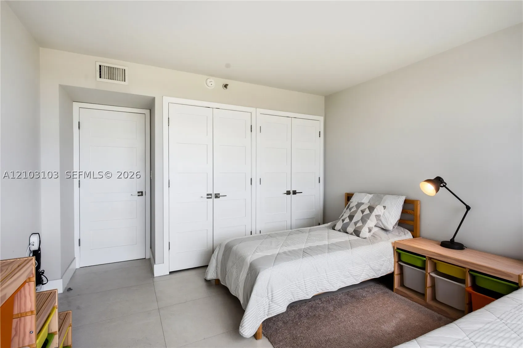 3507 Oaks Way #802