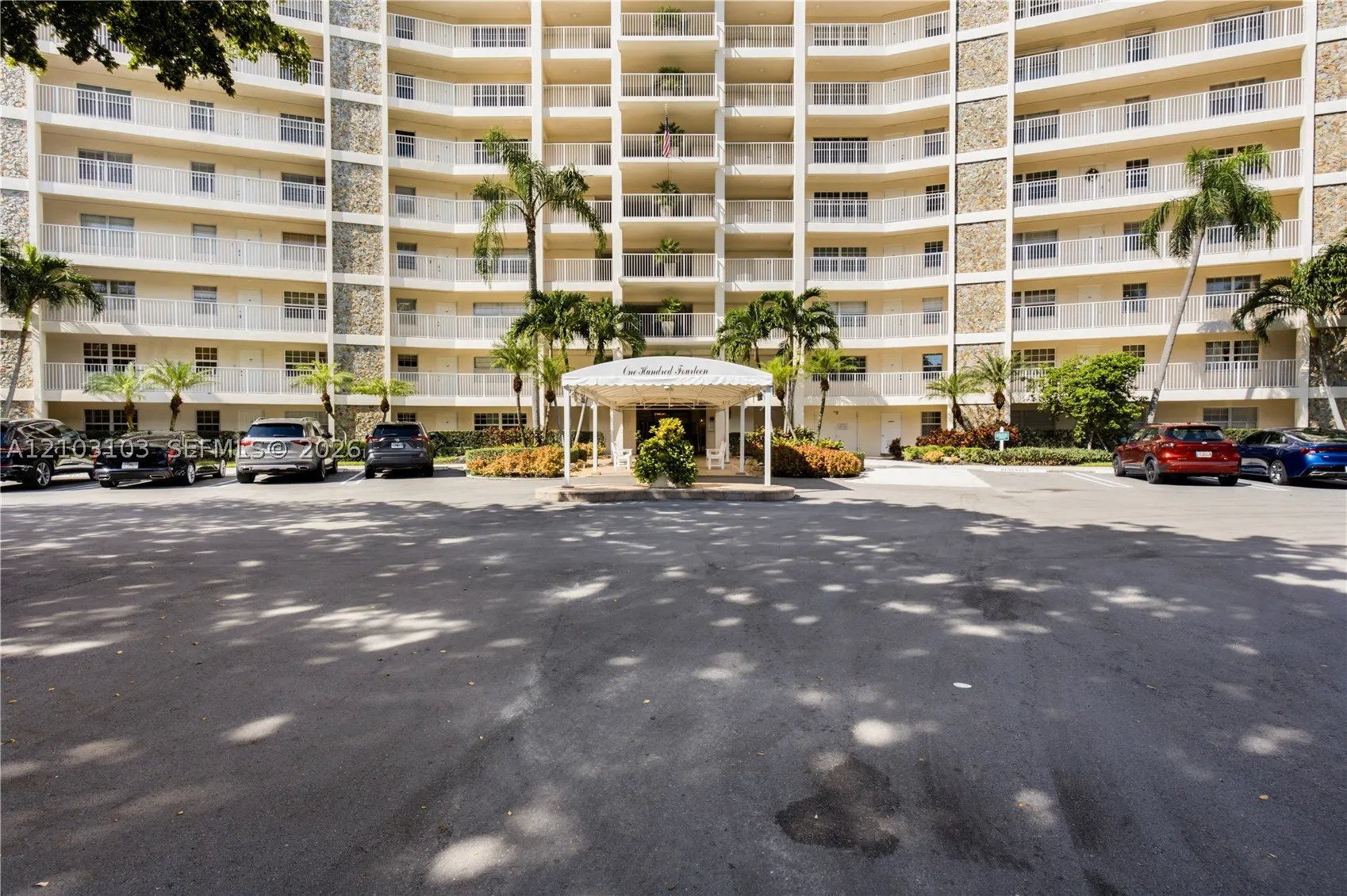 3507 Oaks Way #802