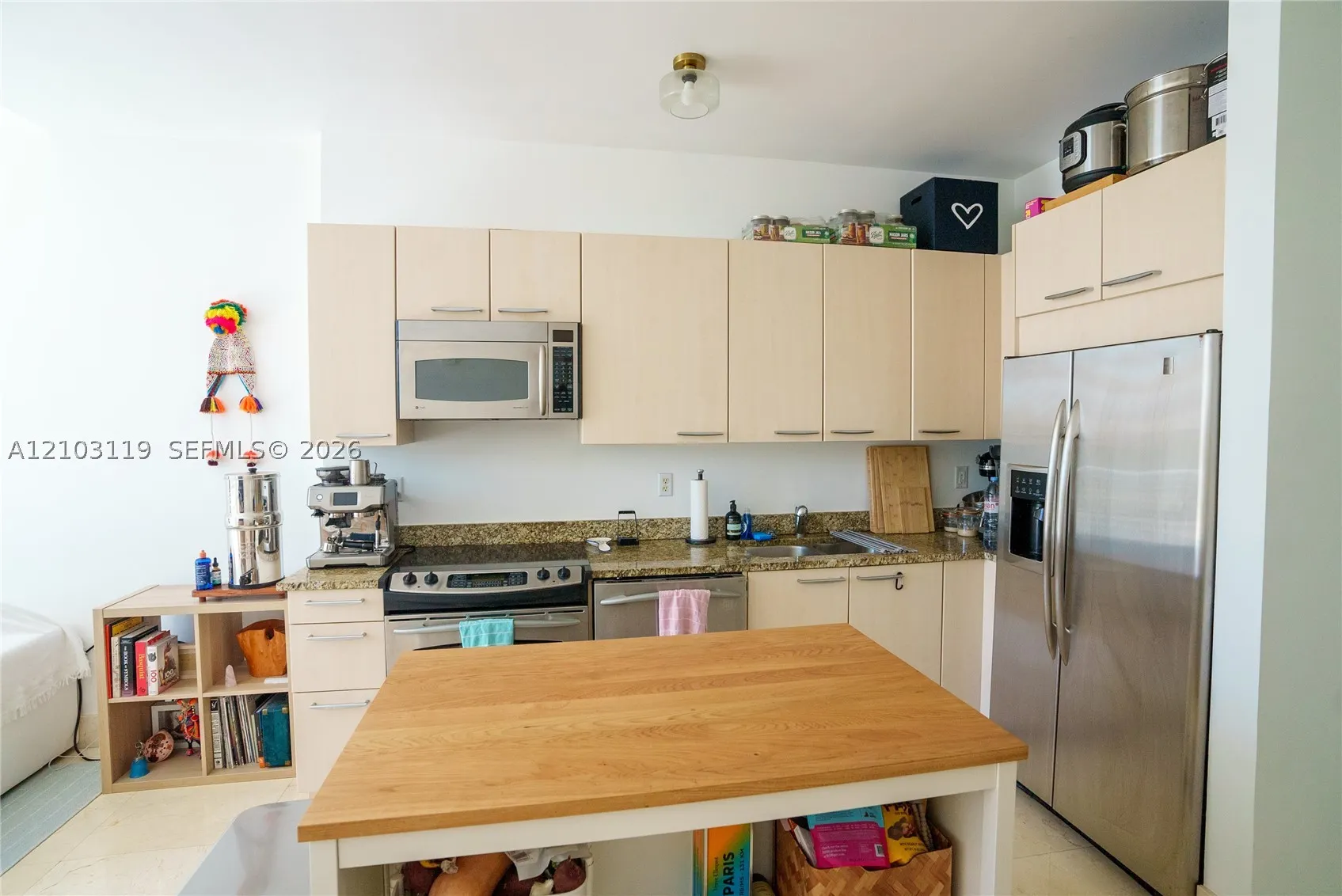 2001 Meridian Ave #516