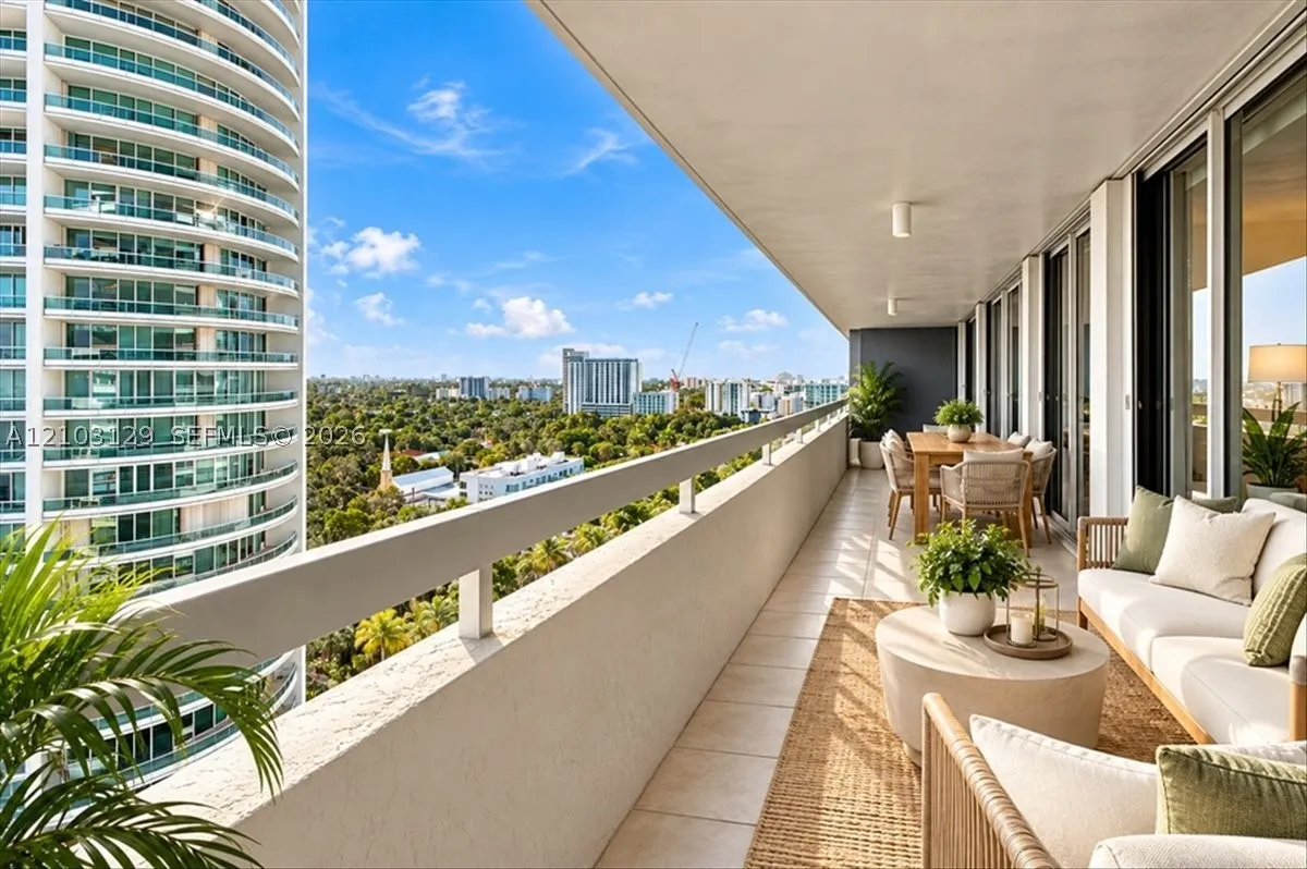 1627 Brickell Ave #2005