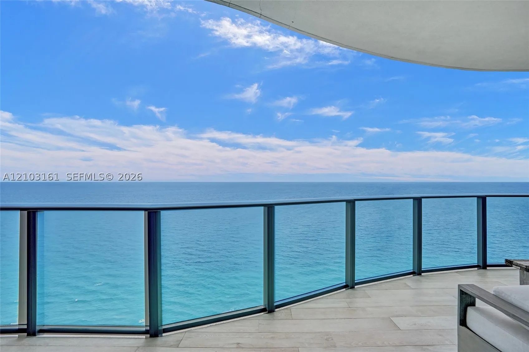 19575 Collins Ave #33
