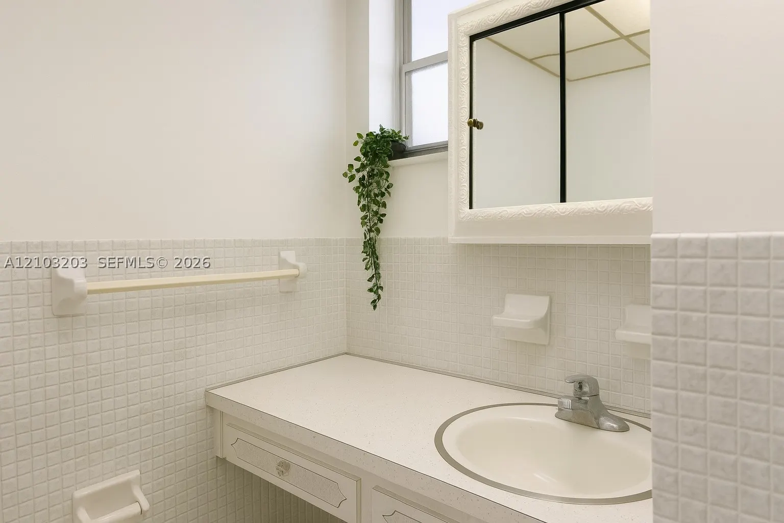 215 SE 3rd Ave #304B