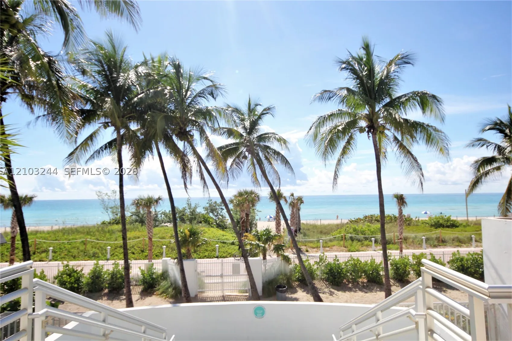 5161 Collins Ave #711
