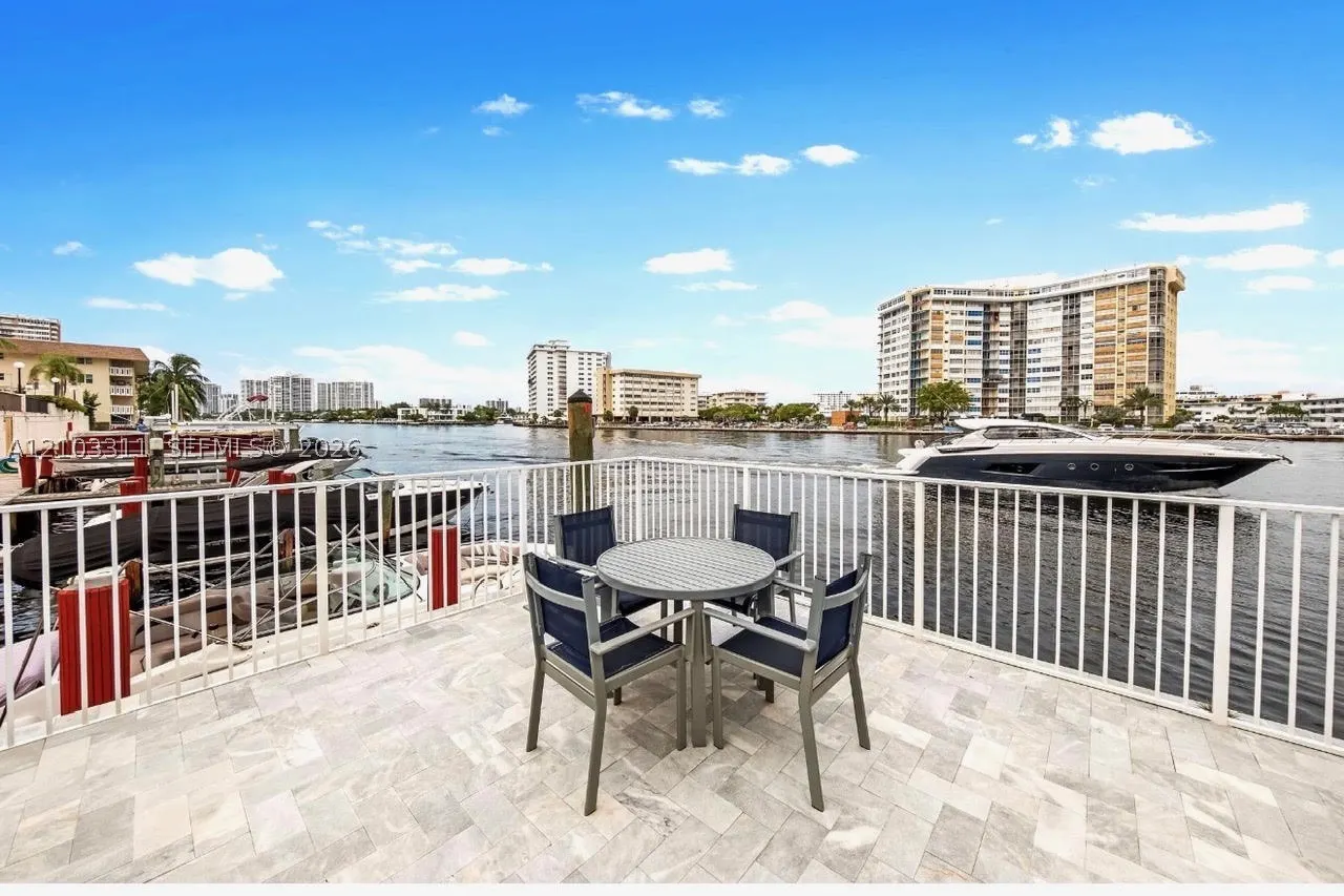 1849 S Ocean Dr #711