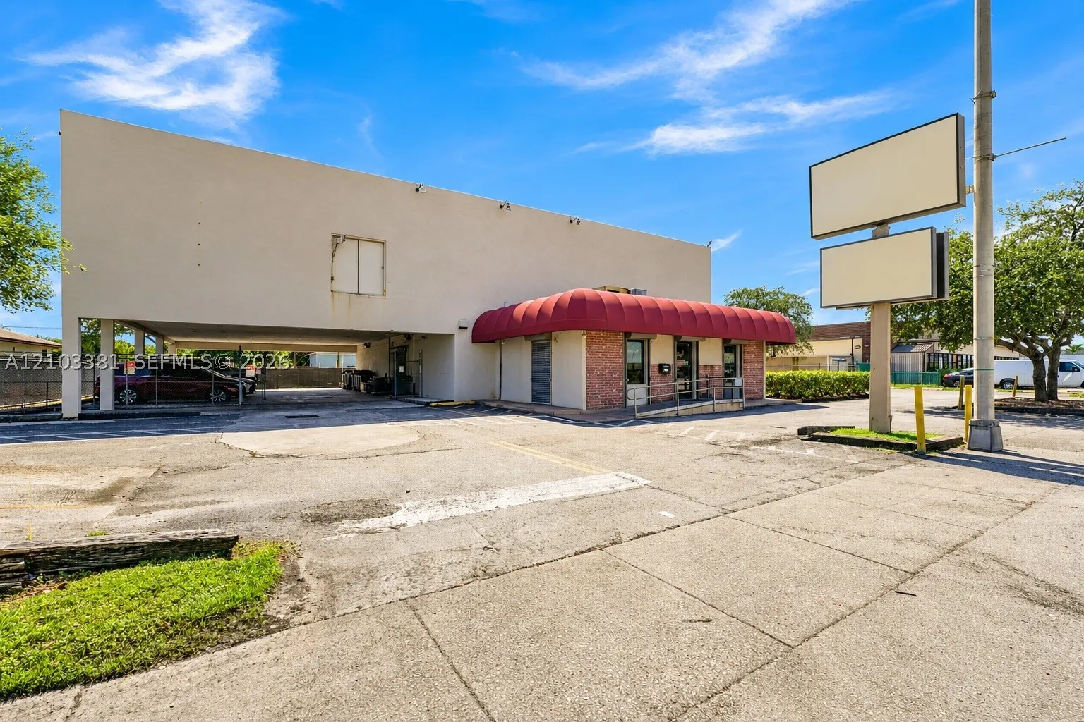 3300 W Hallandale Beach Blvd