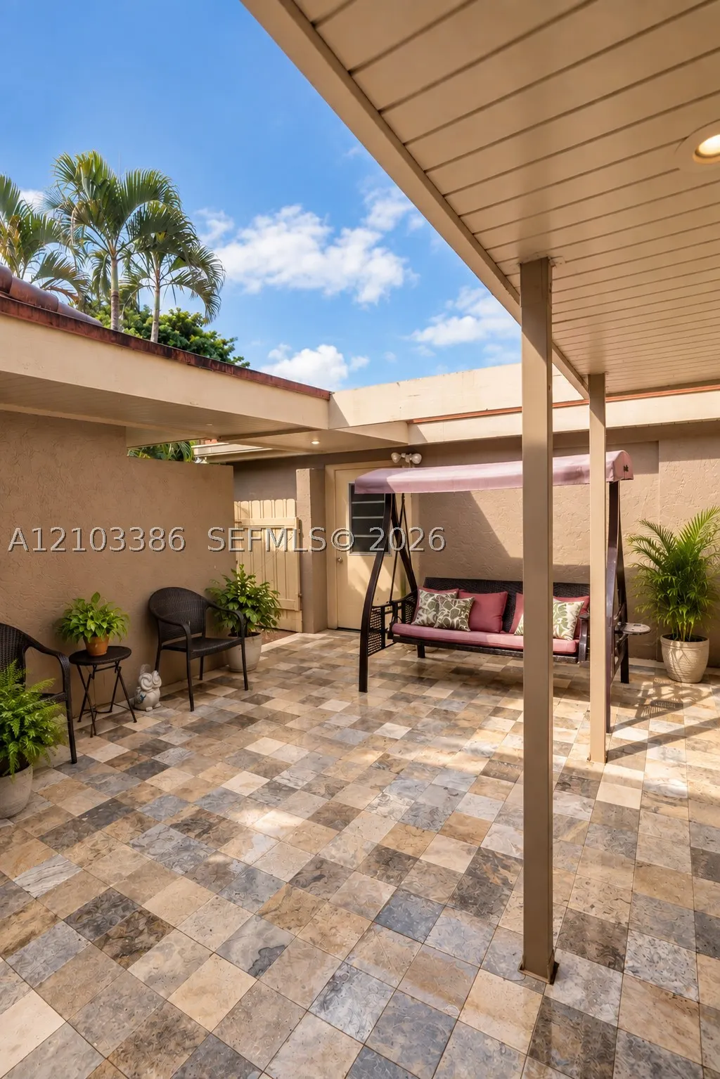103 Tweedbrook Ln #101
