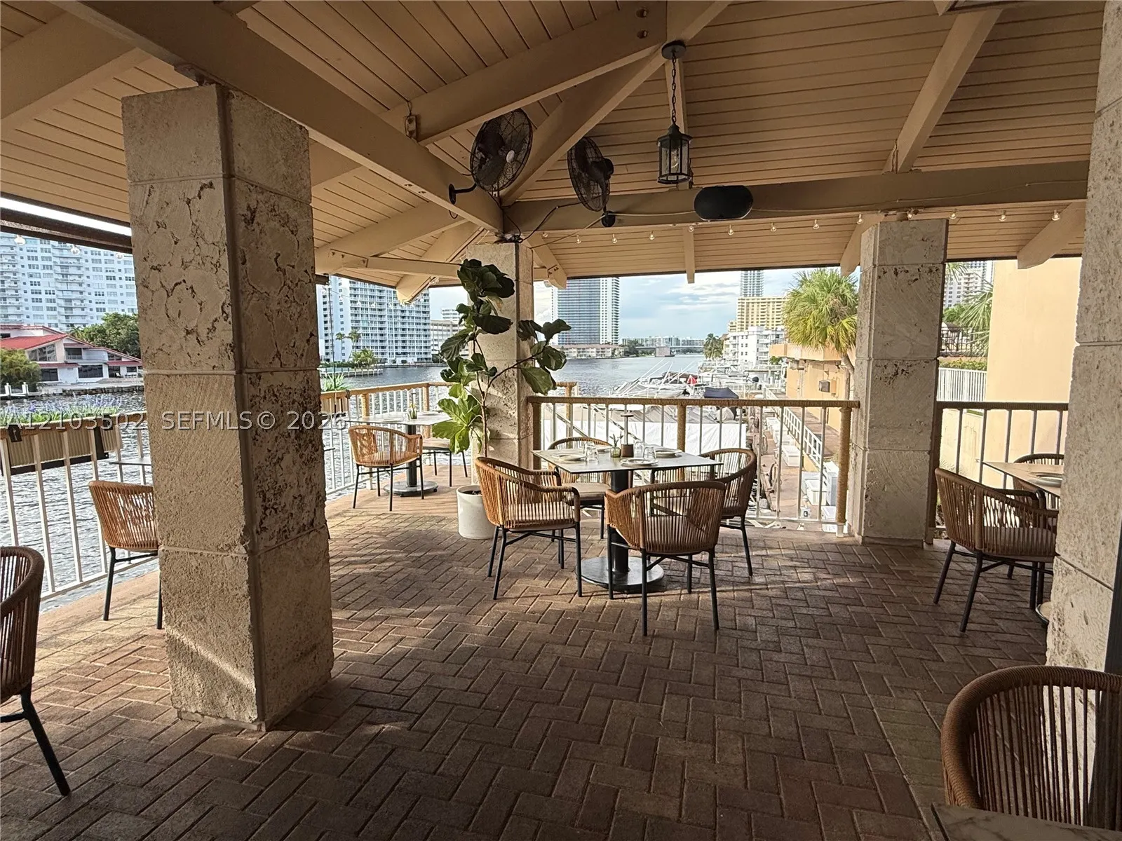 1980 S Ocean Dr #19A