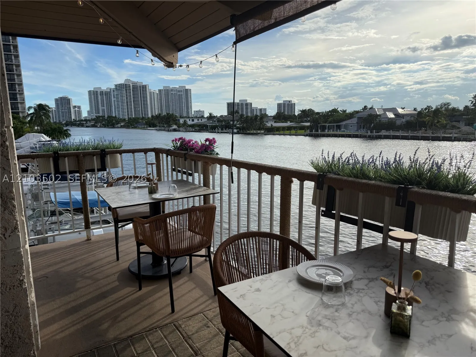 1980 S Ocean Dr #19A
