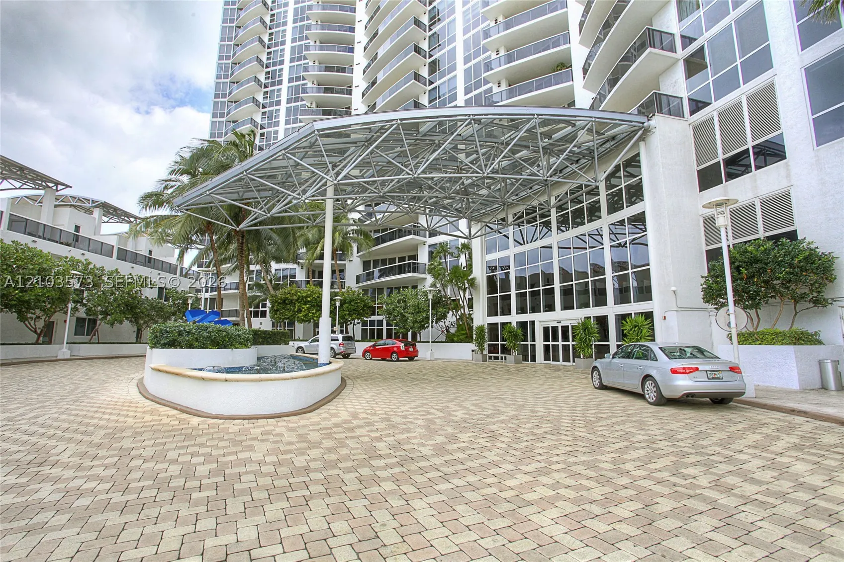 400 Alton Rd #811