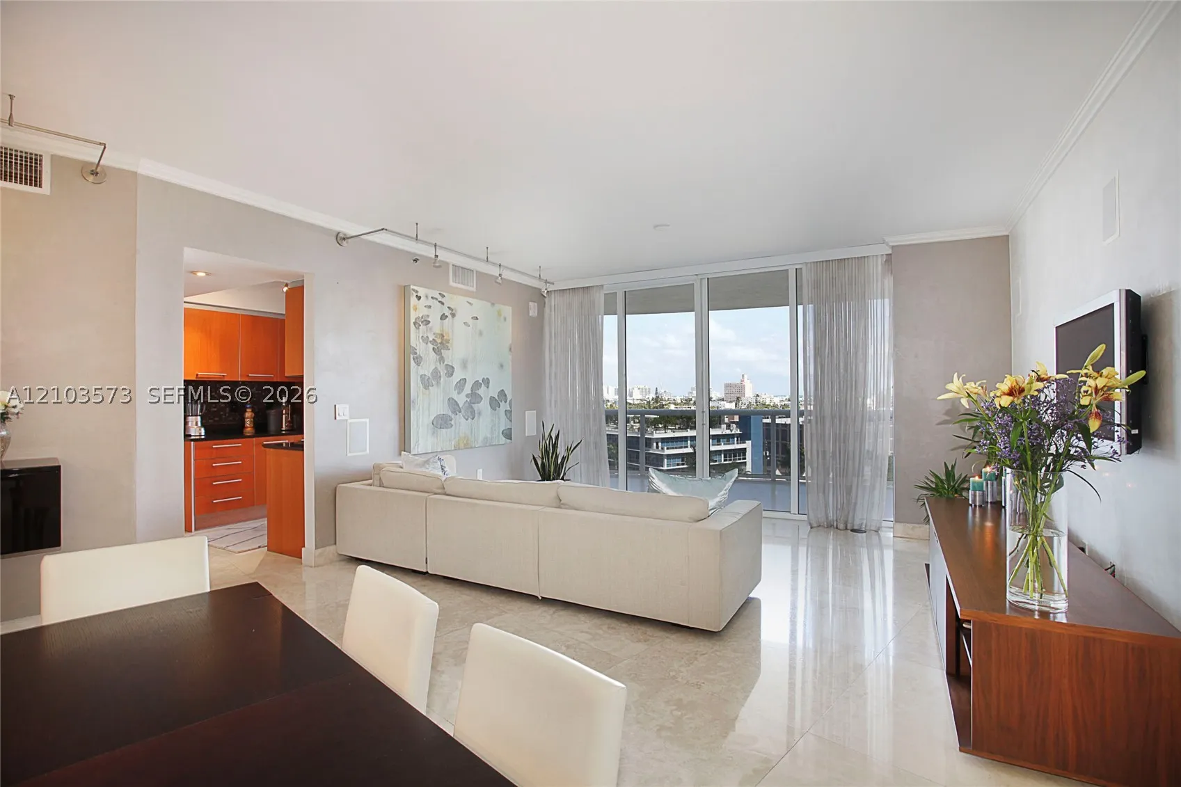 400 Alton Rd #811