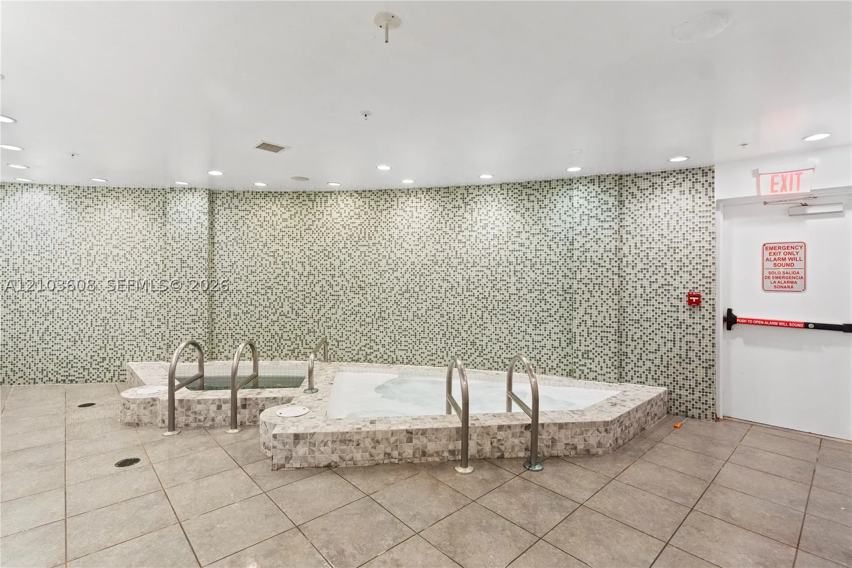244 Biscayne Blvd #4308