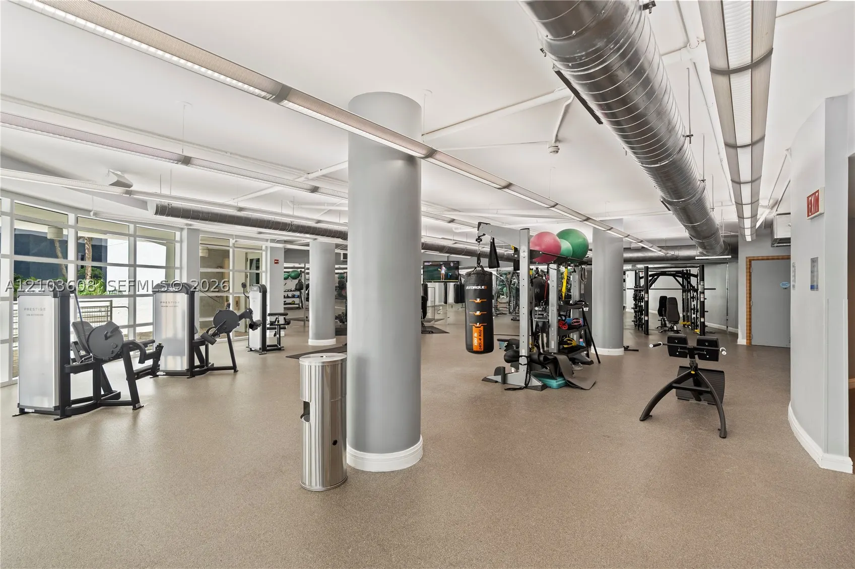 244 Biscayne Blvd #4308