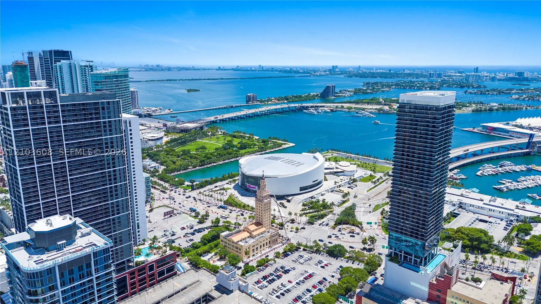 244 Biscayne Blvd #4308