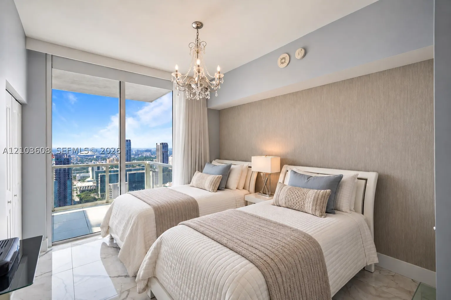 244 Biscayne Blvd #4308
