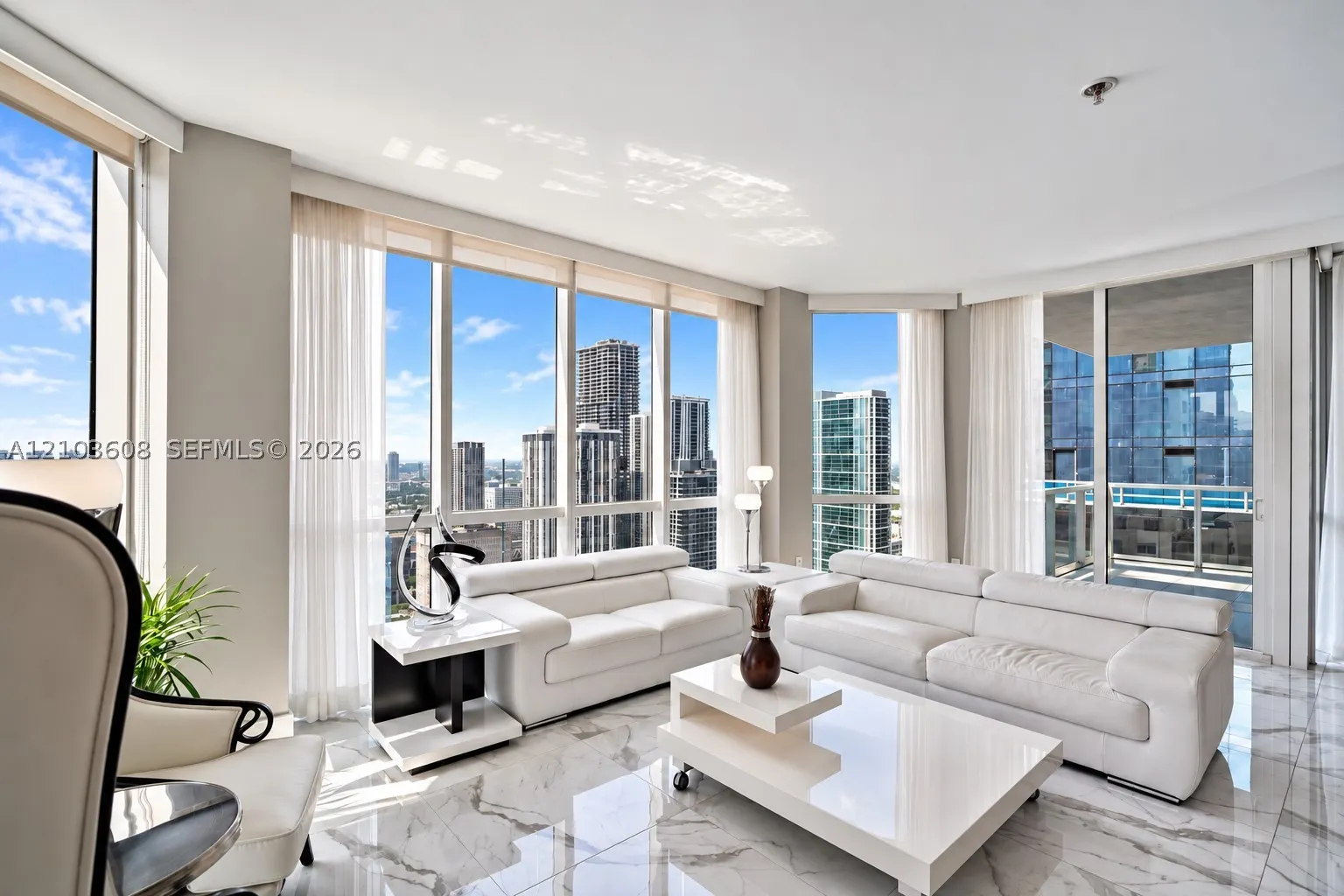 244 Biscayne Blvd #4308