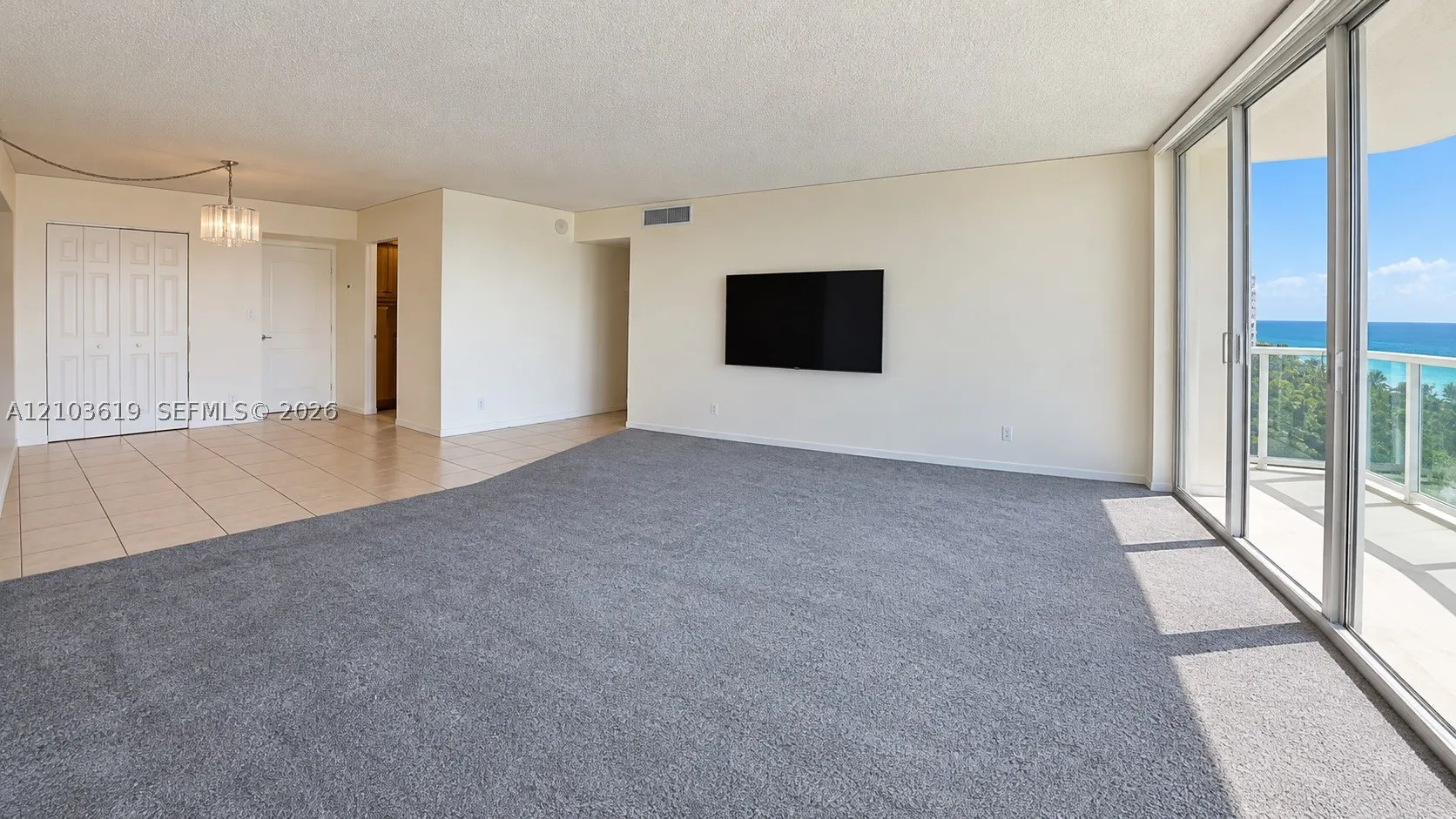 100 Bayview Dr #1106
