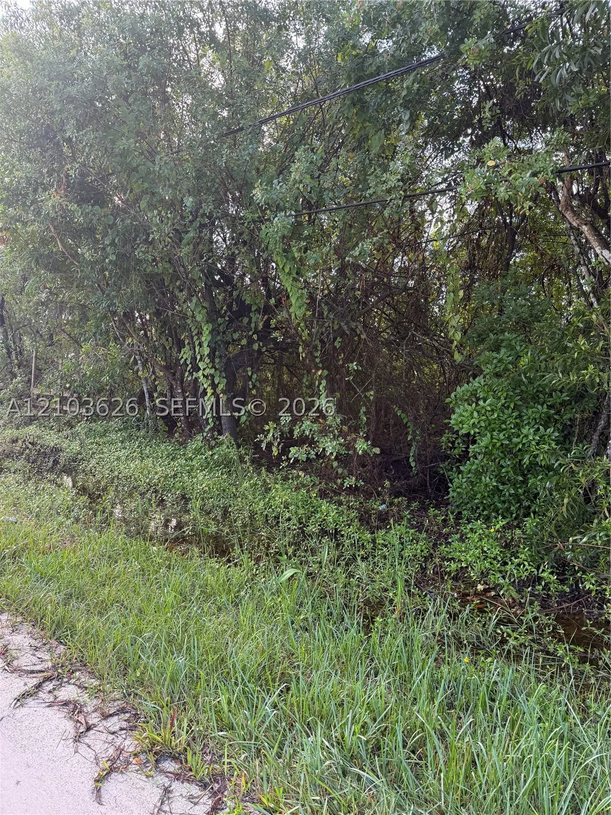 V-197 N 86th RD NORTH
