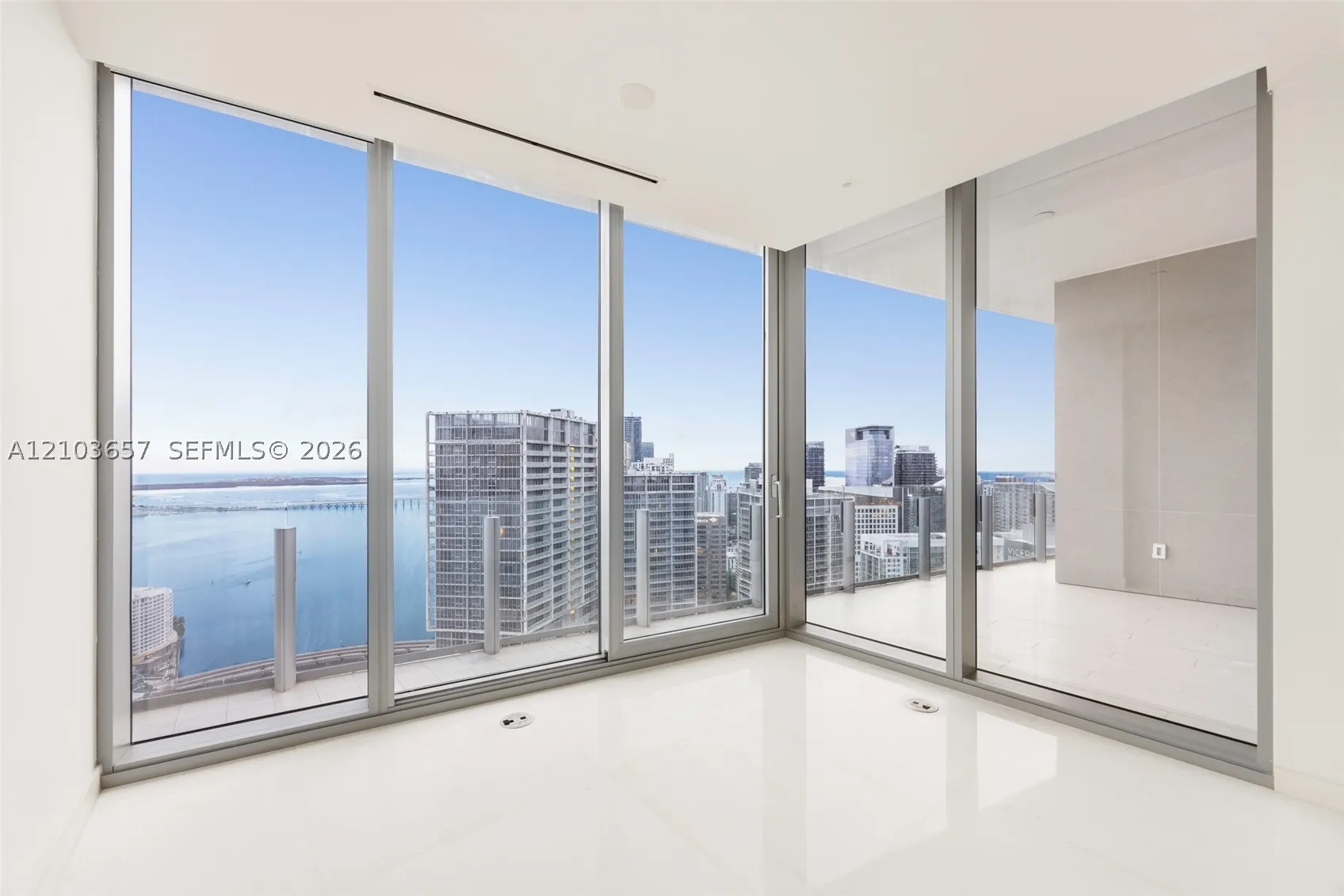 300 Biscayne Boulevard Way #5205W