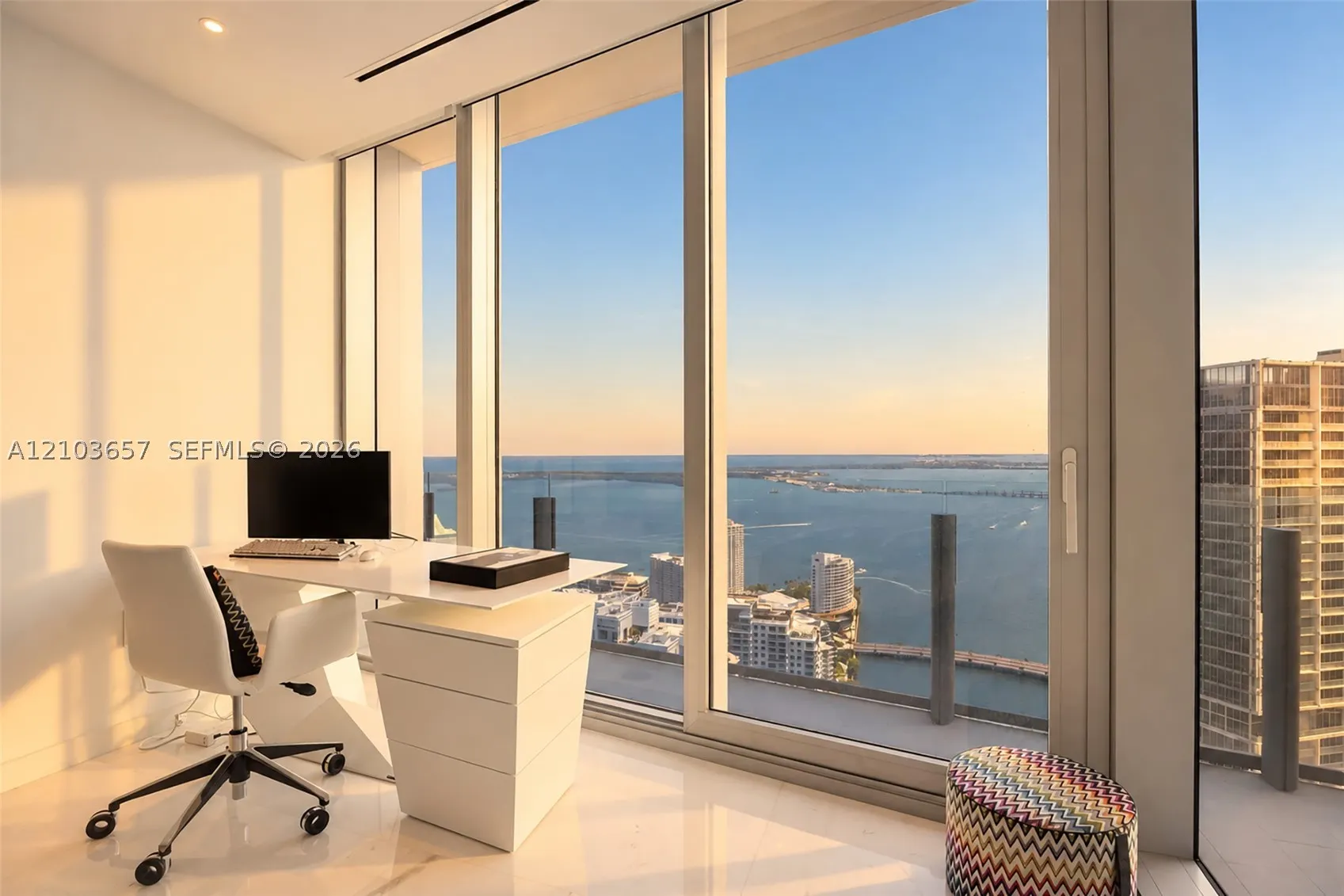 300 Biscayne Boulevard Way #5205W