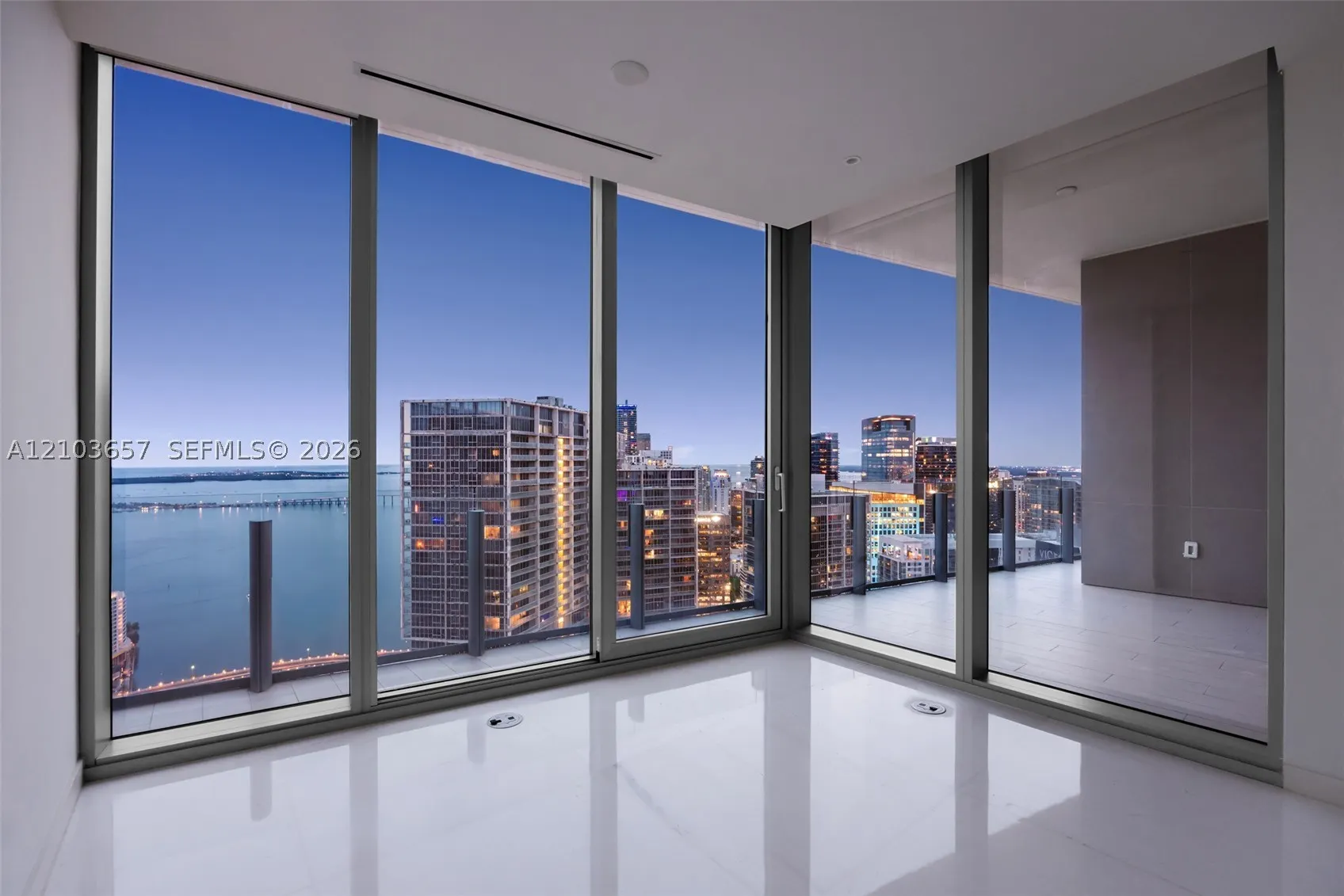 300 Biscayne Boulevard Way #5205W