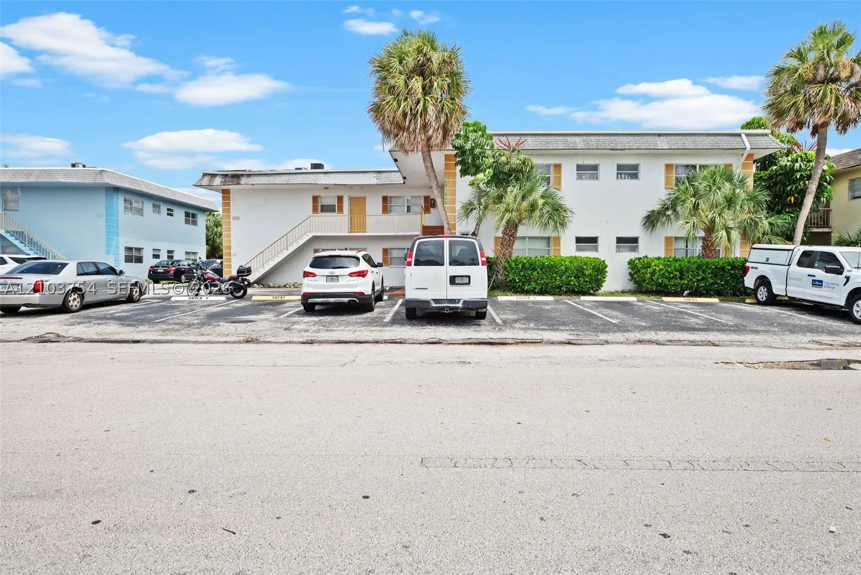 1001 NW 45th St #2