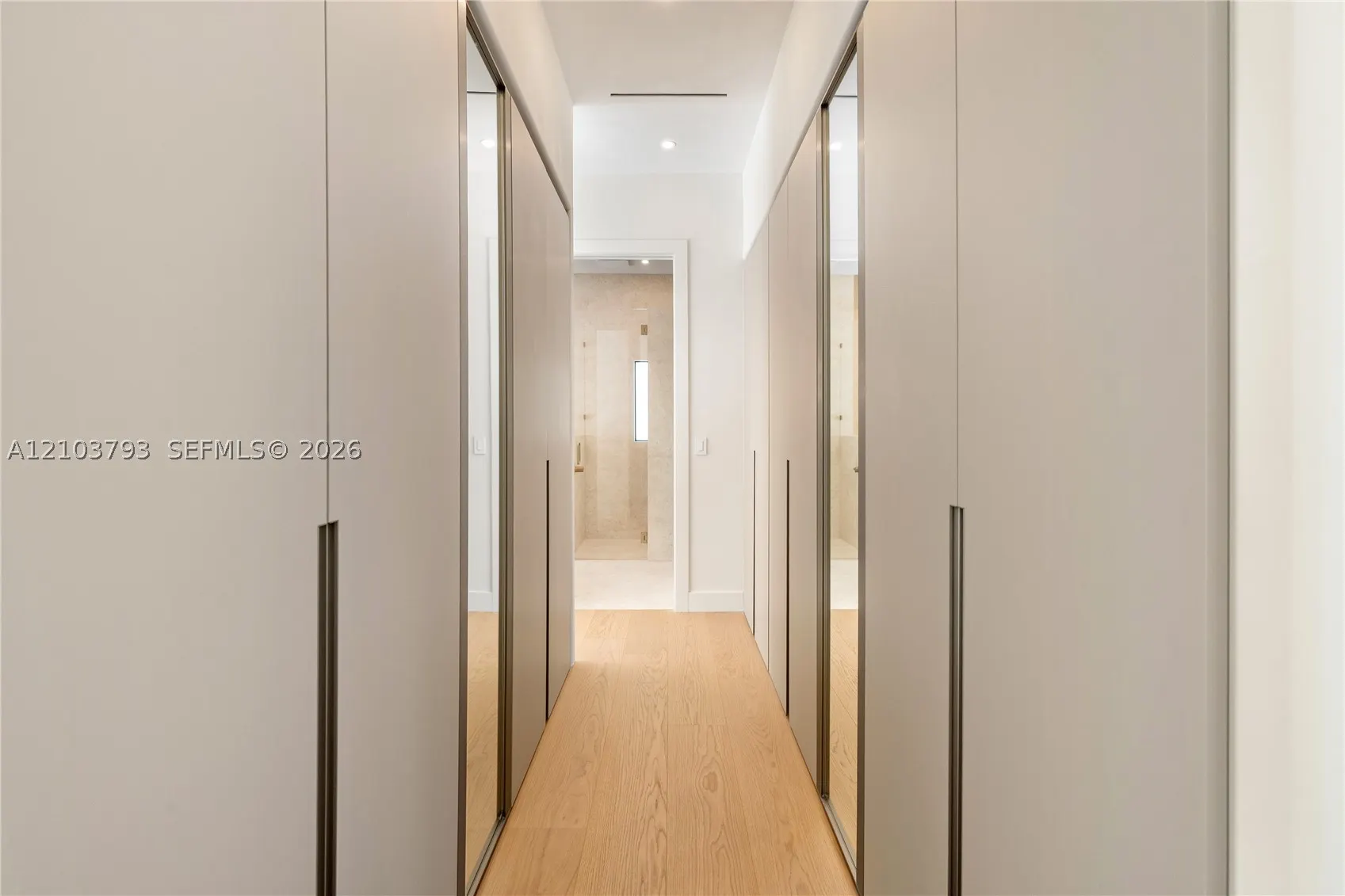 3426 Prairie Ave