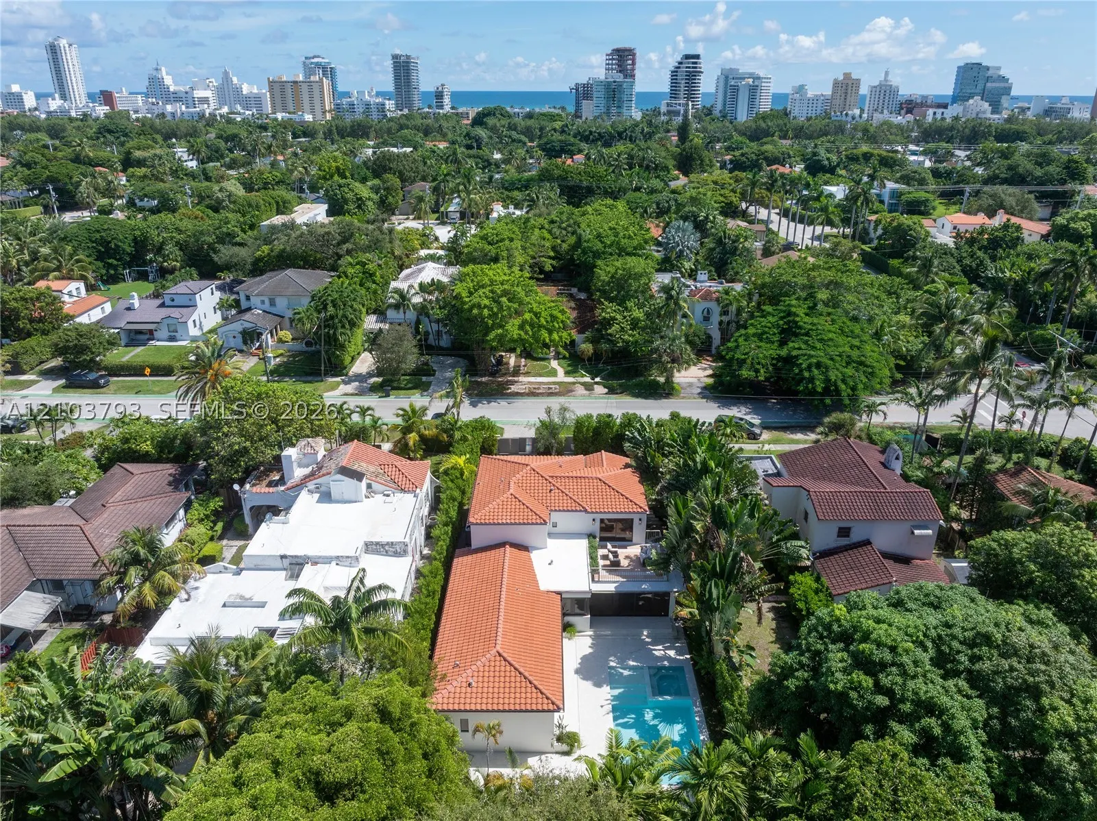 3426 Prairie Ave