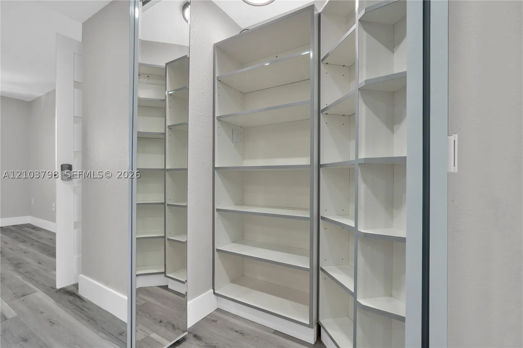 5880 Collins Ave #403