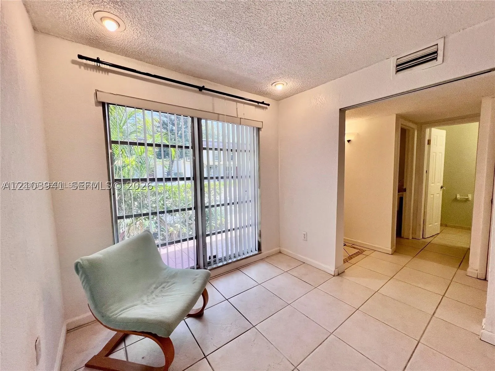 3302 Farragut St #5A