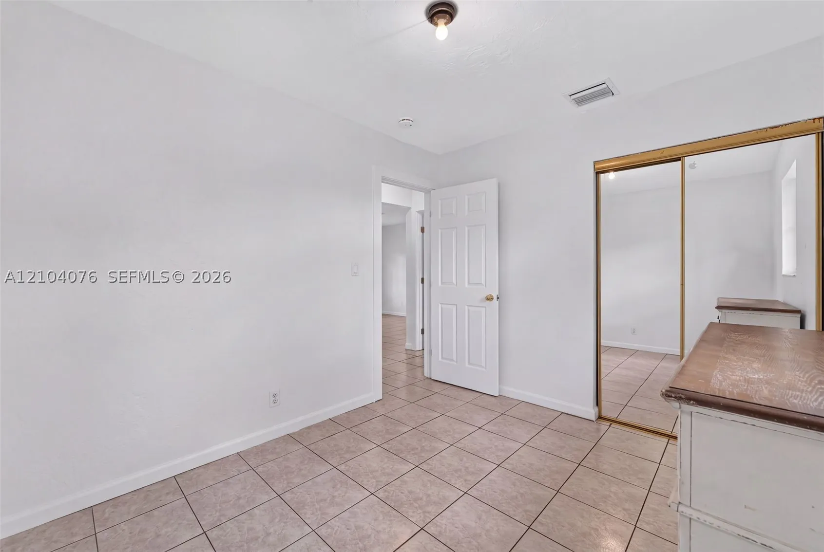 4231 NW 12th Ave
