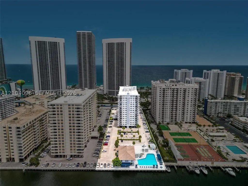 1849 S Ocean Dr #1112
