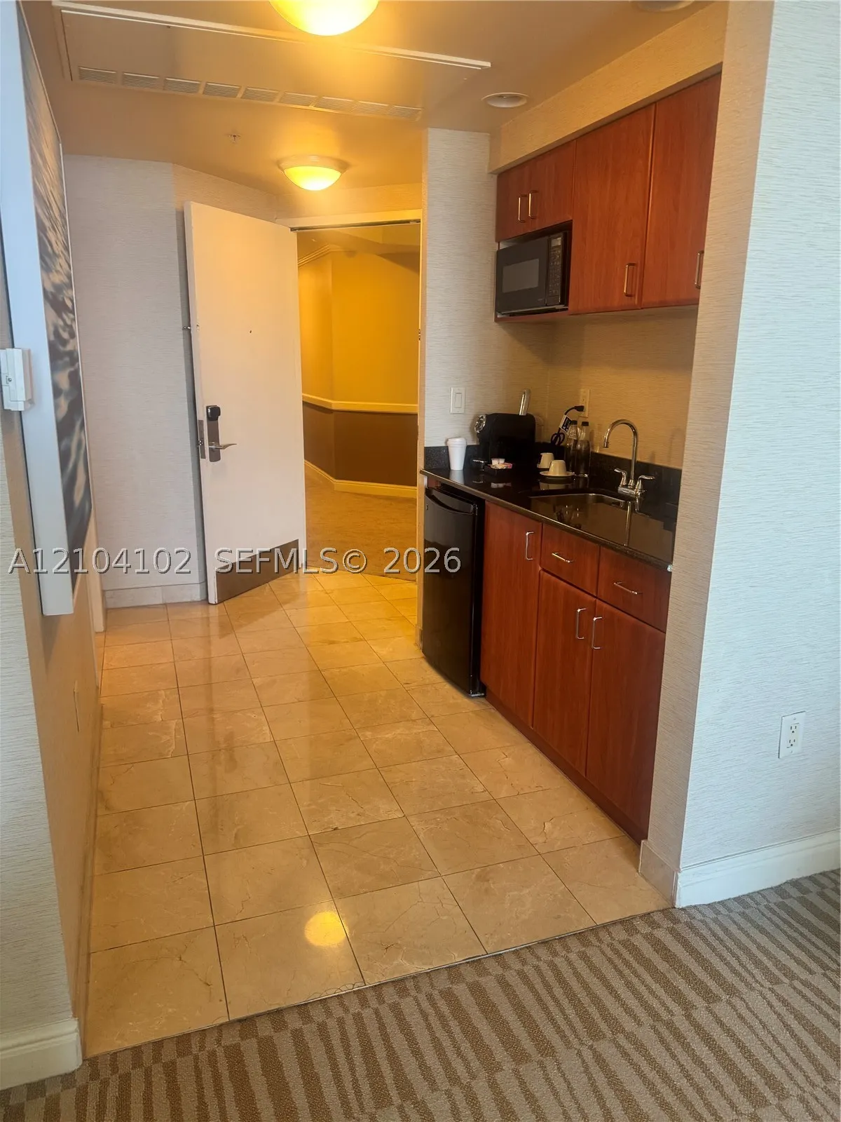 18001 Collins Ave #1216