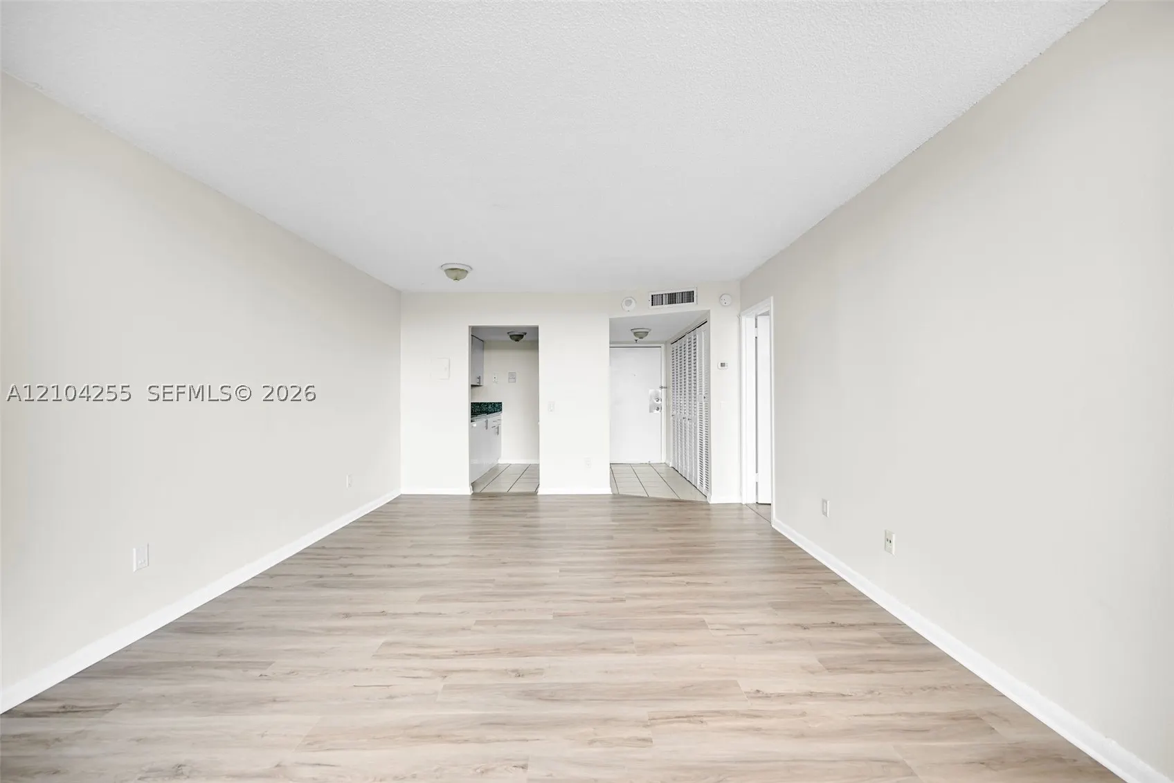 2075 NE 164th St #510