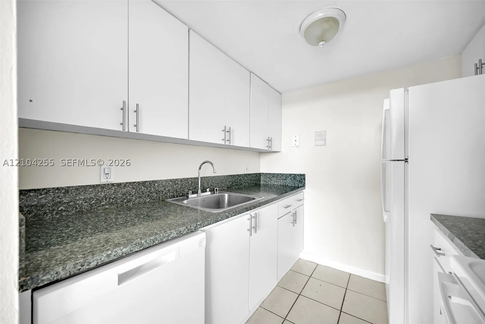 2075 NE 164th St #510