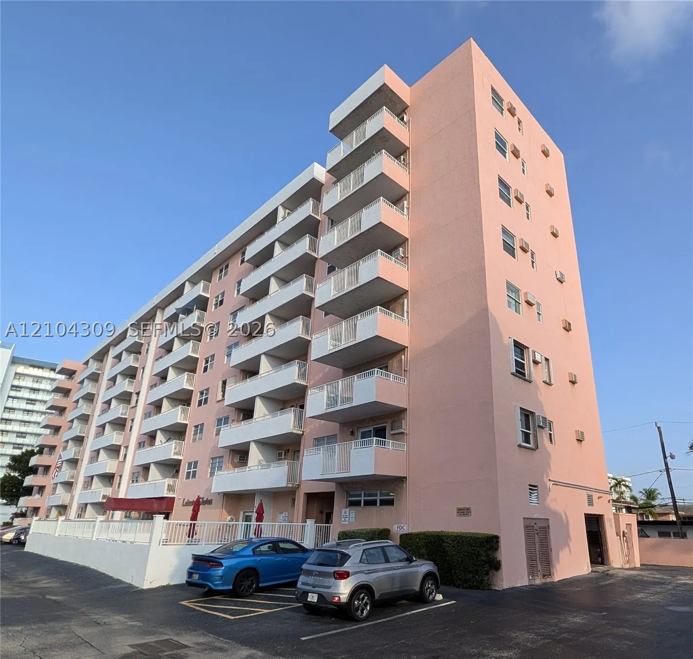 3201 NE 14th St Cswy #408