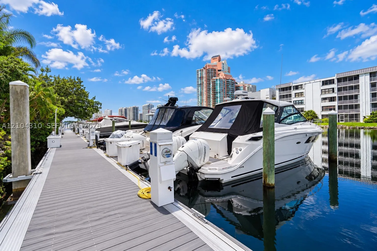 3530 Mystic Pointe Dr #415