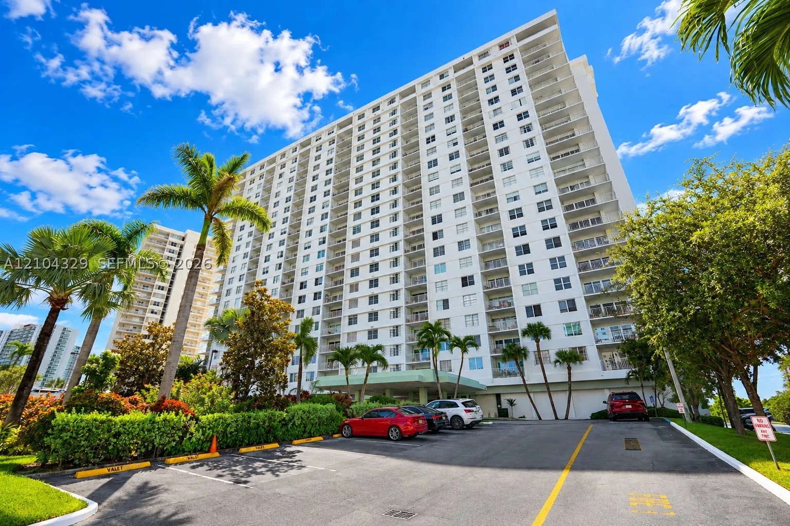 500 Bayview Dr #1123